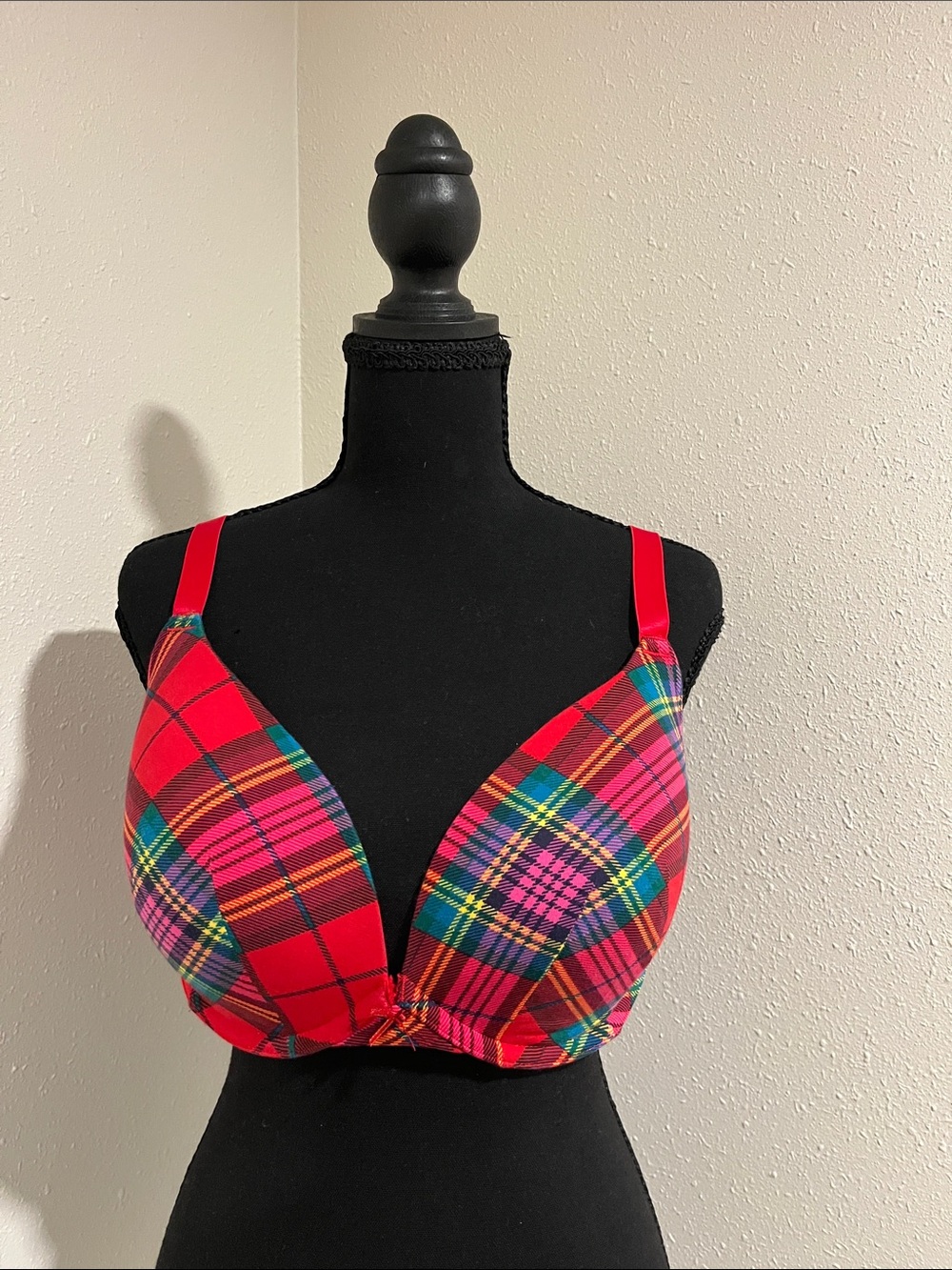 Cacique Boost Plunge Red Multi-Color Plaid Contour Bra-38DD